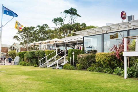 Metung Hotel - Newcastle Accommodation 0