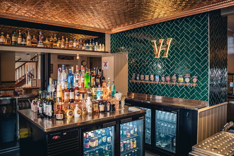 Victoria Hotel Strathalbyn - New Castle Tourism 1