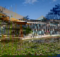 Mantarays Bar Restaurant - Newcastle Accommodation