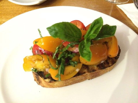 Alessandro's Pizzeria - Newcastle Accommodation 0