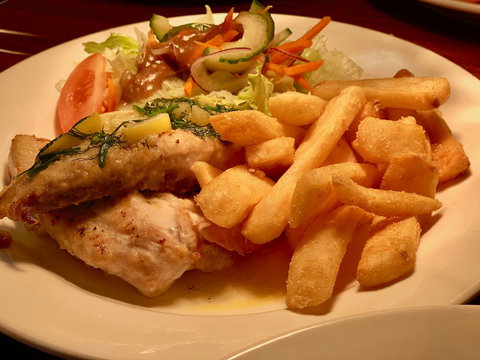 Bay Central Tavern - New Castle Tourism 1