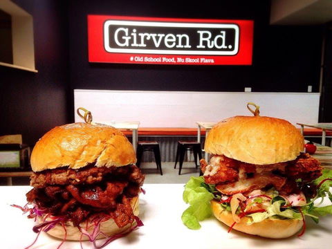 Girven Road - Newcastle Accommodation 0