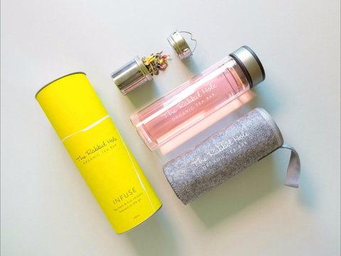 The Rabbit Hole Organic Tea Bar - New Castle Tourism 1