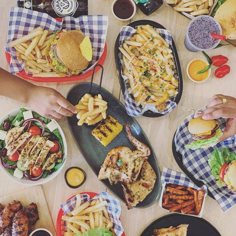 Unorthodox Kitchen & Grill - Newcastle Accommodation 0