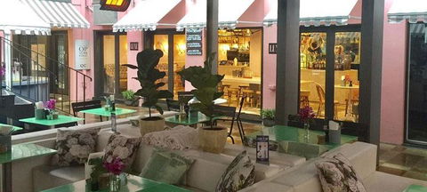 Saleem Indian Restaurant - Newcastle Accommodation 13