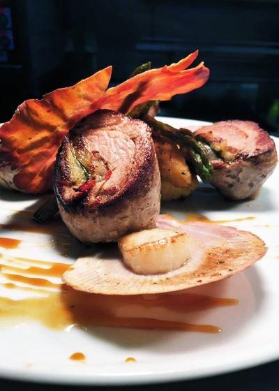 Mykies By The Bay - Newcastle Accommodation 15