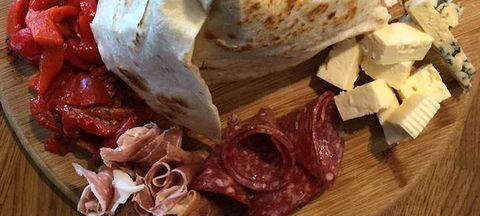 Mykies By The Bay - Newcastle Accommodation 1