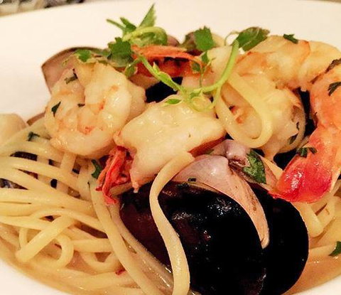 Boardwalk Bistro On Hastings - Newcastle Accommodation 9