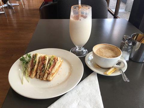 Cafe Fiori - New Castle Tourism 0