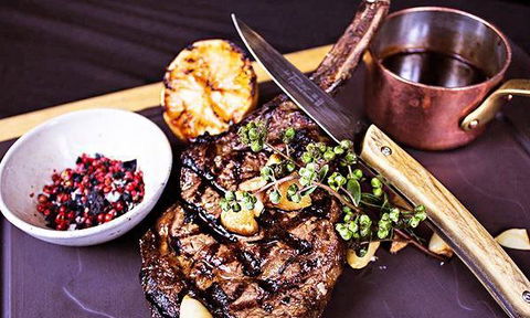 Six Acres - Newcastle Accommodation 5