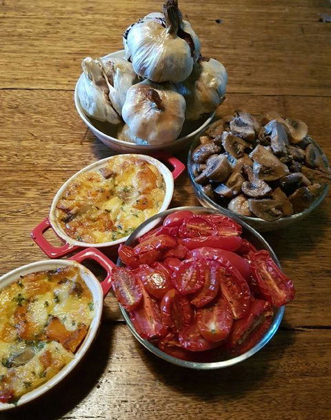 Mischief And Mayhem Wine Lounge - Newcastle Accommodation 5