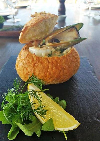 The Vinyard Restaurant & Wine Bar - Newcastle Accommodation 11