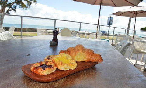 The Vinyard Restaurant & Wine Bar - Newcastle Accommodation 8