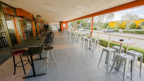 Treetops Tavern - Newcastle Accommodation 1