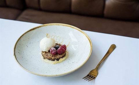 Aristotle's Neutral Bay - New Castle Tourism 12