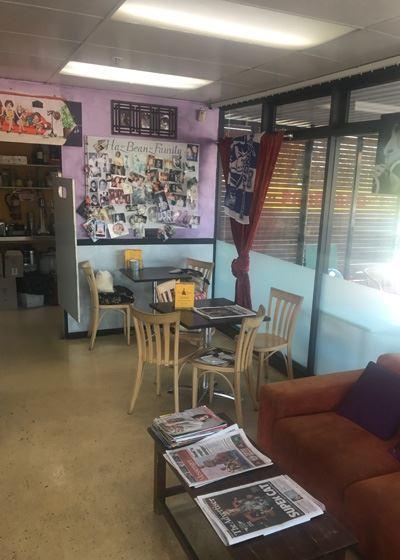 Haz Beanz Cafe - Newcastle Accommodation 6