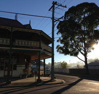 Historic Holmesville Hotel - Newcastle Accommodation
