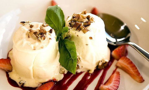 Marron Cafe - Newcastle Accommodation 11