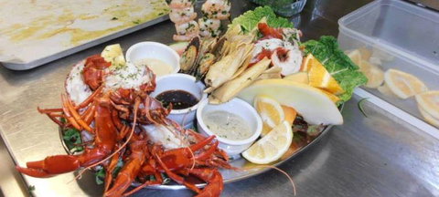 Marron Cafe - Newcastle Accommodation 1