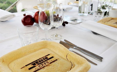 Marron Cafe - Newcastle Accommodation 7