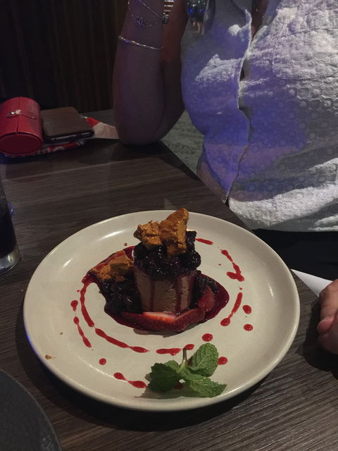 Aqua Restaurant & Bar - Newcastle Accommodation 1