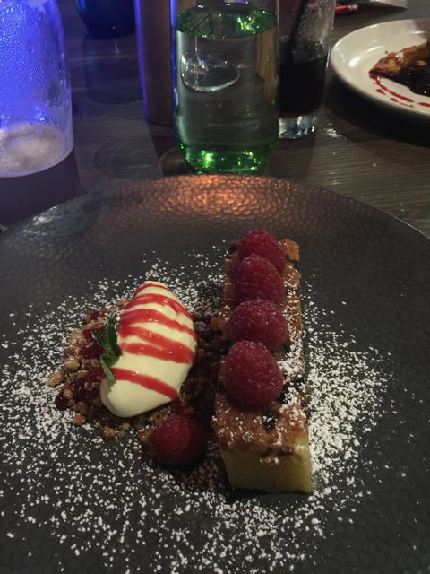 Aqua Restaurant & Bar - Newcastle Accommodation 8