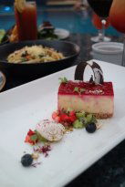 Poolside Restaurant - Newcastle Accommodation 8
