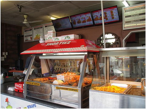 Shortiez Country Fried Chicken - Newcastle Accommodation 0