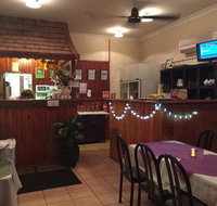 Avoca Thai - Newcastle Accommodation