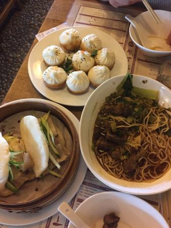 New Shanghai Chinese Restaurant - New Castle Tourism 7