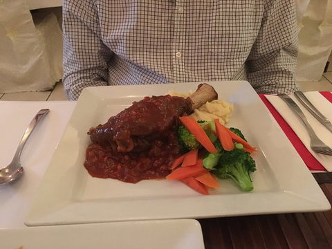 Heng Lee Chinese Restaurant - Newcastle Accommodation 0