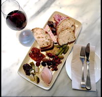 Wine Bar Mona - New Castle Tourism