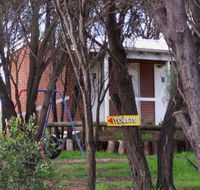 Arthur River Store - Newcastle Accommodation