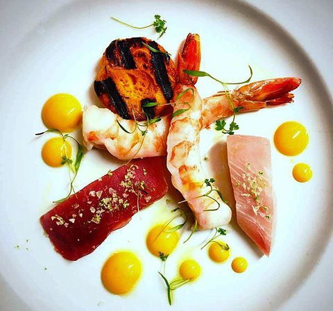 The Trustee Bar & Bistro - Newcastle Accommodation 10