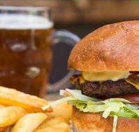 Waroona Hotel - Newcastle Accommodation