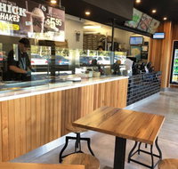 Domino's Pizza Karawara