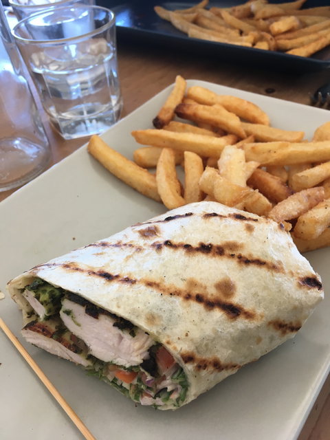 Backbeach Cafe & Restaurant - New Castle Tourism 1