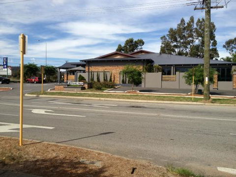 Byford Tavern - New Castle Tourism 0