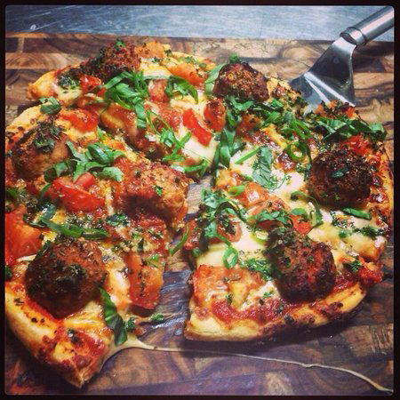 Amigo's Pizzeria - New Castle Tourism 0