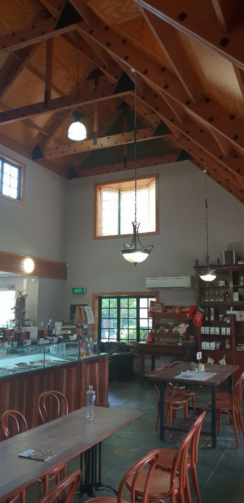 Bracegirdles House Of Fine Chocolate - New Castle Tourism 6