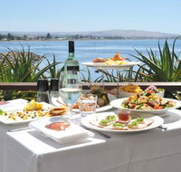 Eat at Whalers restaurant - Newcastle Accommodation