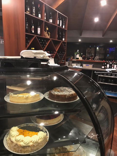 Riverscape Restaurant - New Castle Tourism 1