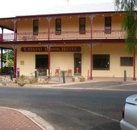 Crystal Brook Hotel - Newcastle Accommodation