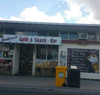 Daline's Cafe  Snackbar - Newcastle Accommodation