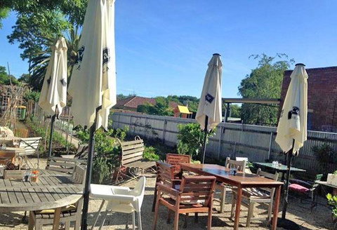 Grand Bar & Bistro - Newcastle Accommodation 2