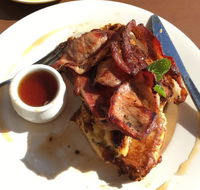 Berkelouw Cafe Eumundi - Newcastle Accommodation