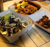 Noosa Harbour Fish Market