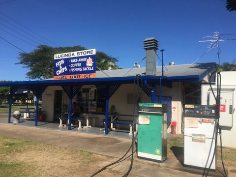 Lucinda Jetty Store & Take-Away - New Castle Tourism 0