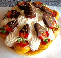 Montmartre French Patisserie - Newcastle Accommodation