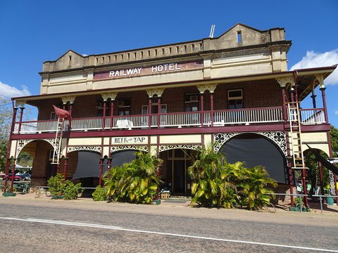 Railway Hotel Pub - New Castle Tourism 0